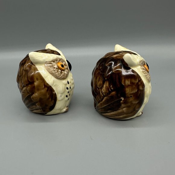 Vintage Owl Salt and Pepper Shakers - Picture 5 of 6